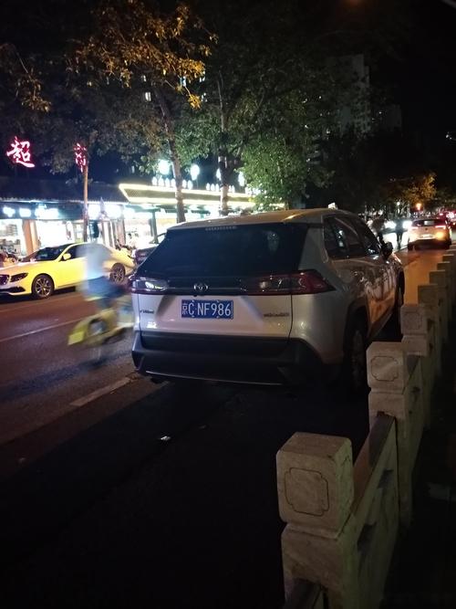 京牌港北京公司户二手车指标转让多少钱？2024最新市场行情全解析