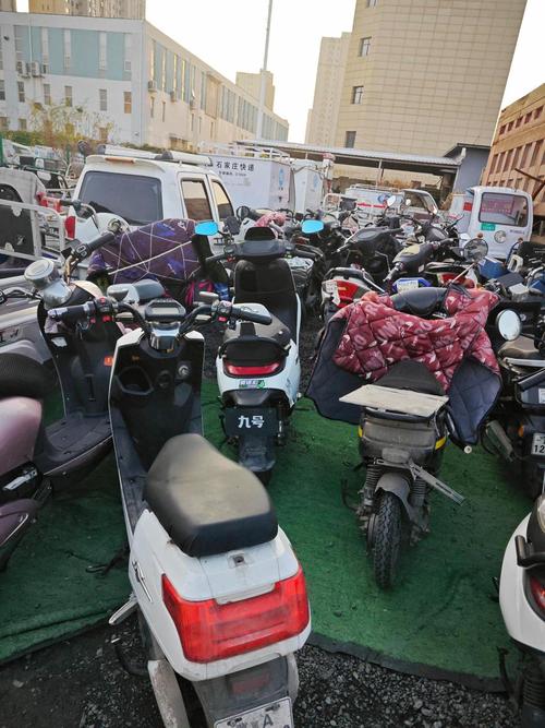 京牌港北京牌照电动车出售价目表：2025年最新行情与避坑指南